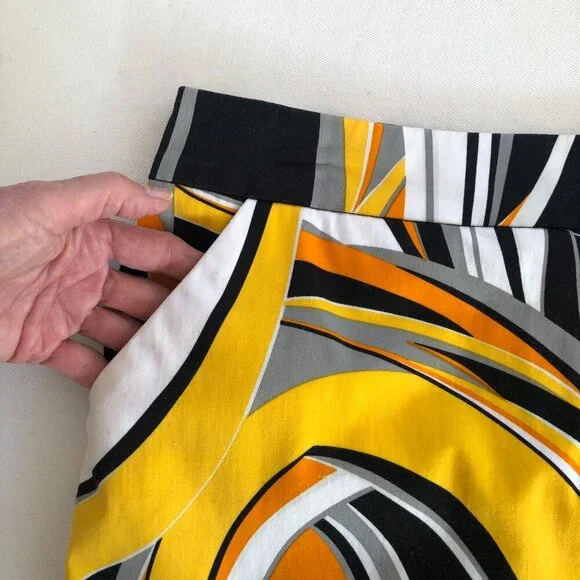 Loudmouth Yellow Swirl Skort Size 0 Golf Tennis - Picture 6 of 7